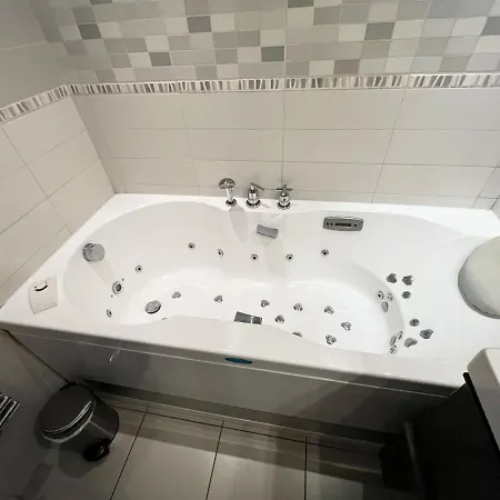 84m² Avec 2 Parkings Privatifs Apartment Villeneuve-Loubet