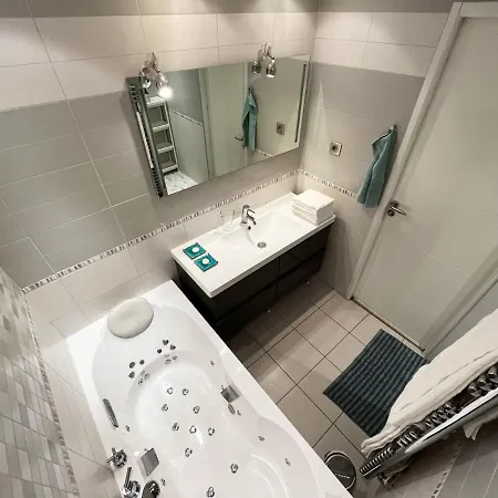 84m² Avec 2 Parkings Privatifs Apartment